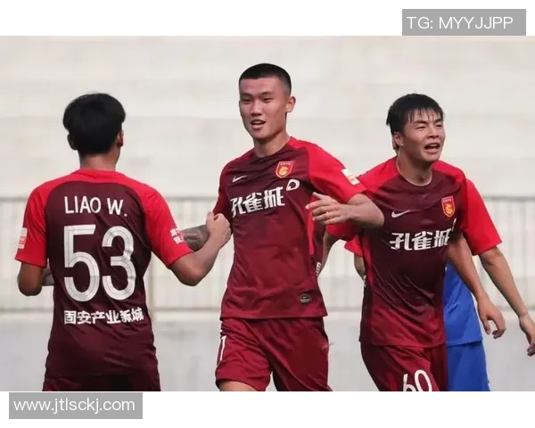 重庆足球队强势领跑冠军赛积分榜98分稳居第一位置